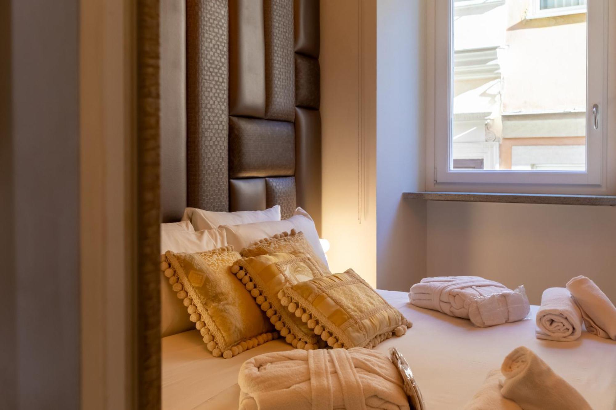 Fontana Di Trevi Roma Luxury Suite Exterior foto